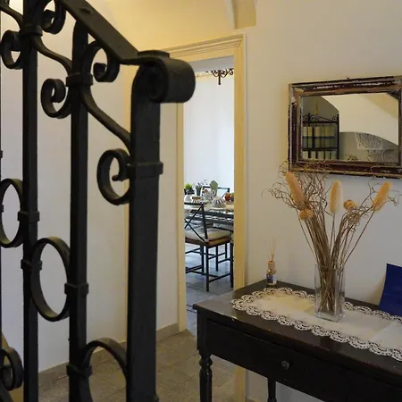 Castle Semesterbostad