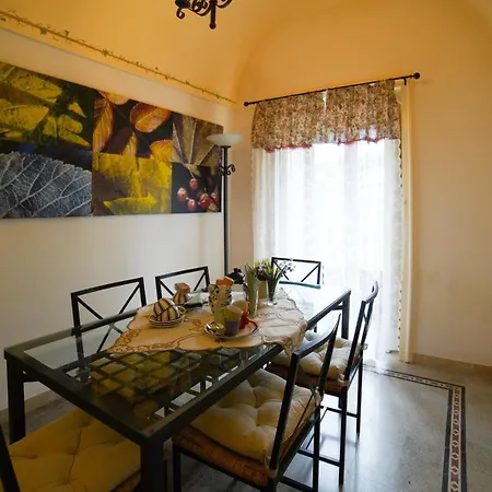 Semesterbostad Castle *