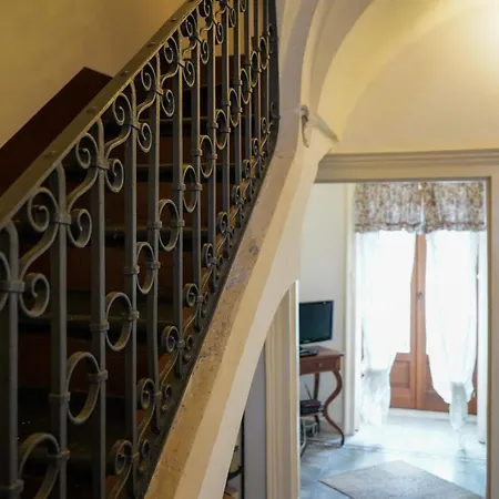 Semesterbostad Castle *