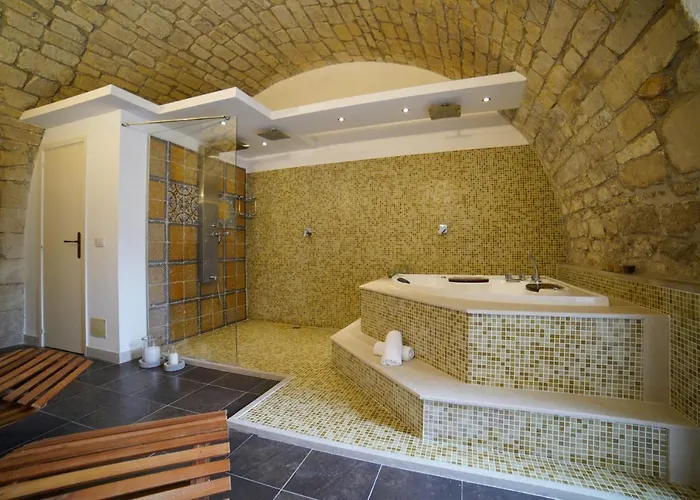 Castle Tatil Evi *